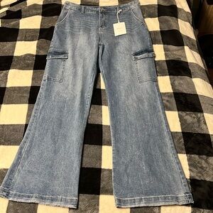 Kancan Los Angeles Aspen High Rise Wide Flare Jeans size W 11 (29)